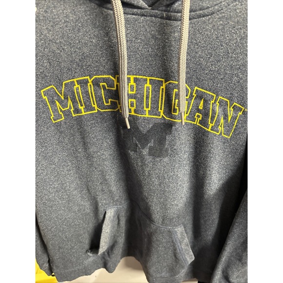 Adidas Michigan Wolverines Hoodie Men's Large Gray Pullover Sweatshirt NCAA - Picture 2 of 6